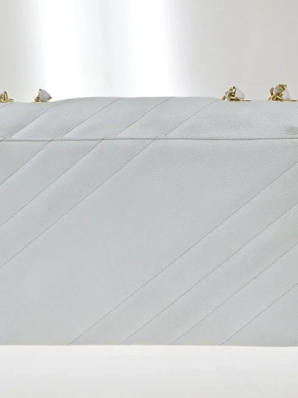 CHANEL CC Chain Shoulder Bag Grained Calfskin Leather White Vintage